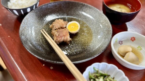 仲良しツーショットと角煮の誘惑
