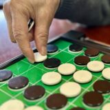 釜茹で確定？オセロ対決！